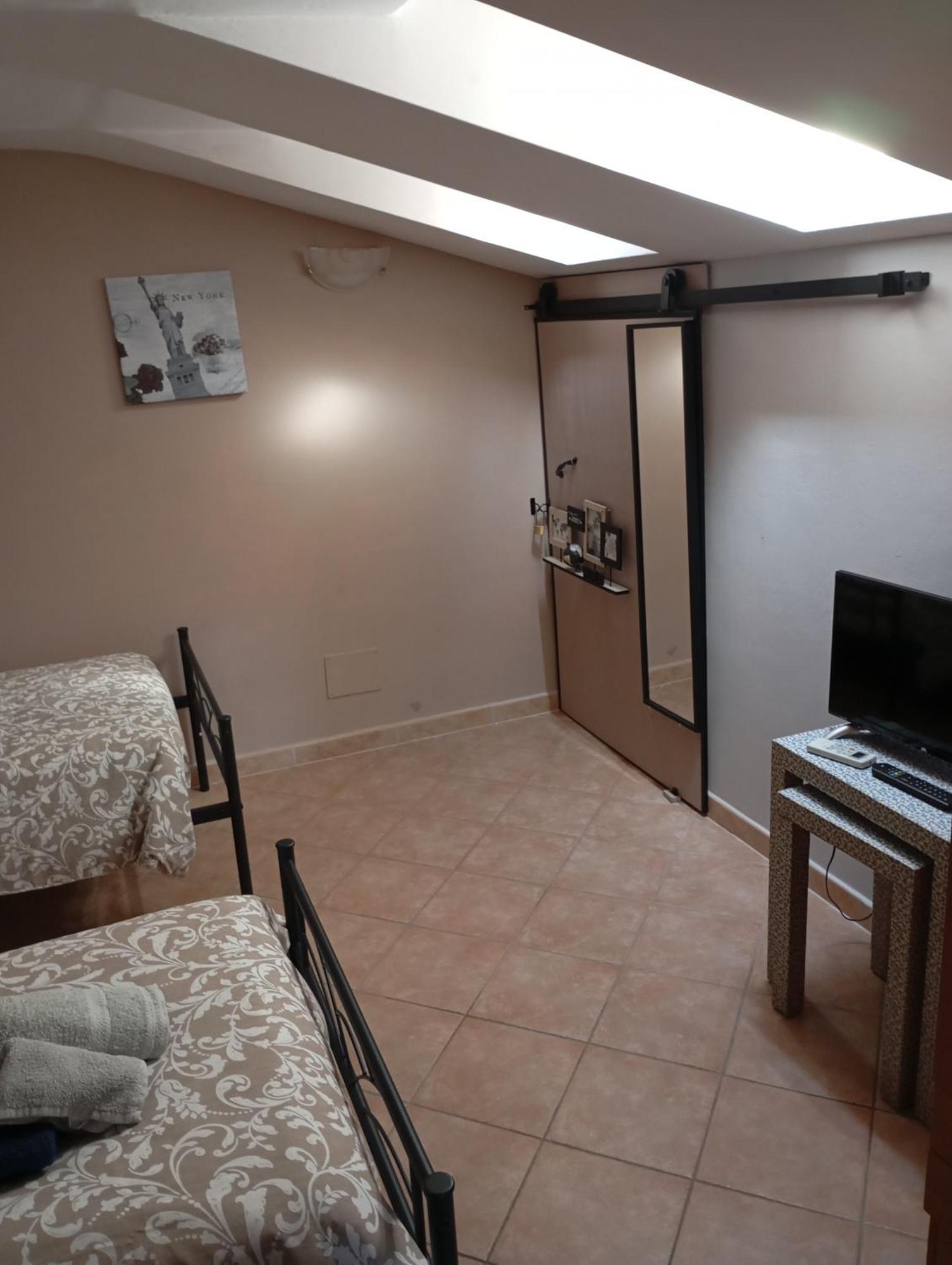 Enza-Home-In-Roma Экстерьер фото