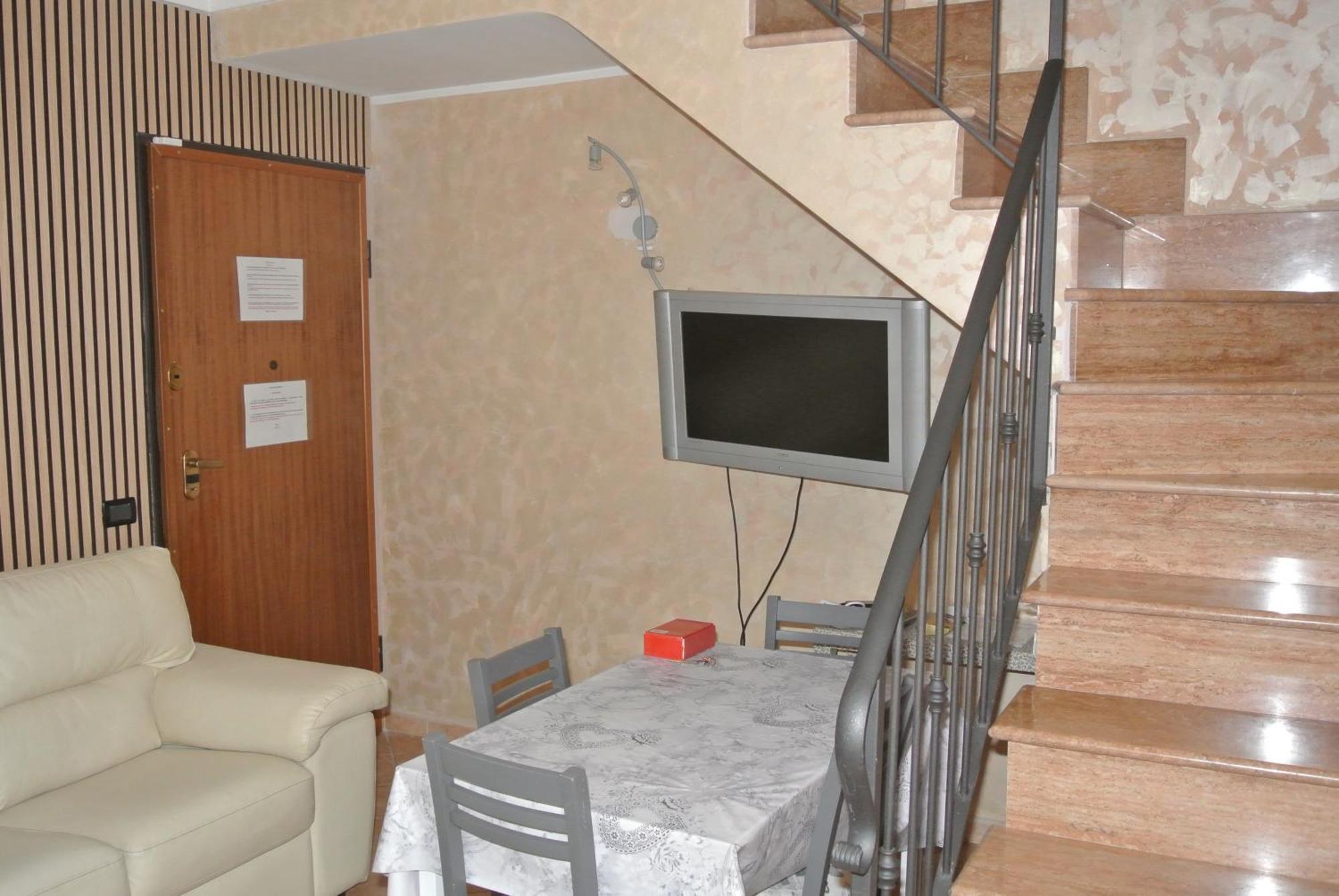 Enza-Home-In-Roma Экстерьер фото